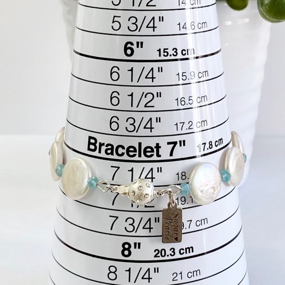 Freshwater Coin Pearl & Apatite Bracelet - Picture 5 of 5